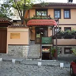 Family At Renaissance Square Ξενοδοχείο