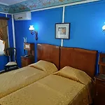 Family At Renaissance Square 3* Φιλιππούπολη