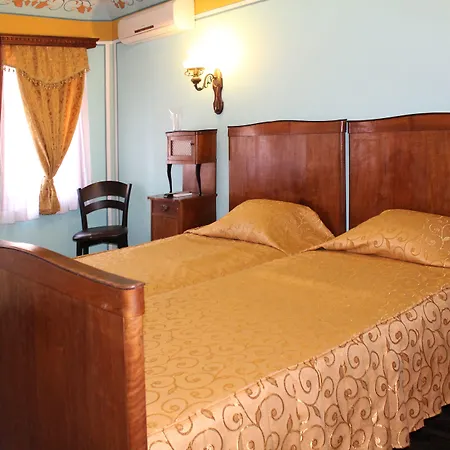 Family At Renaissance Square Hotel