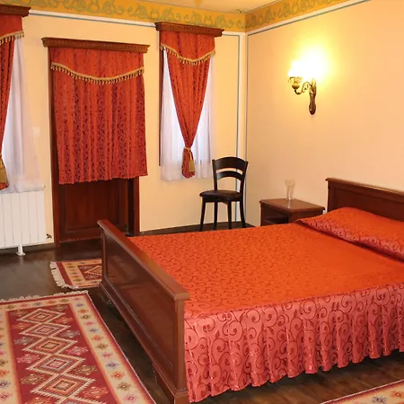 Family At Renaissance Square Hotel Plovdiv