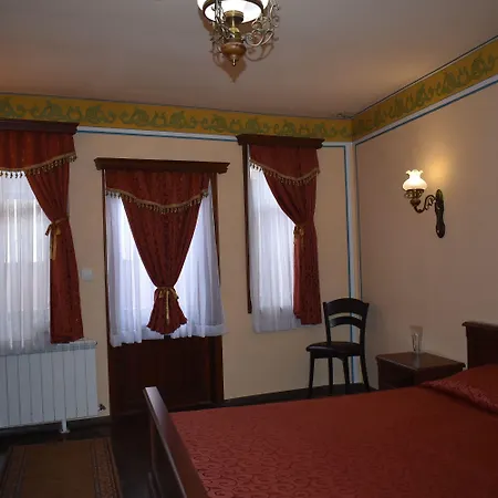 Hotel Family At Renaissance Square Plovdiv