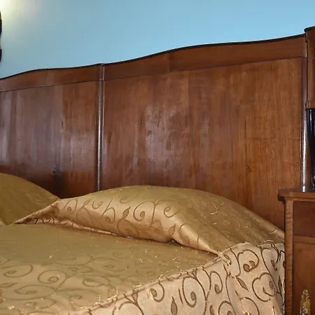 Hotel Family At Renaissance Square Plovdiv