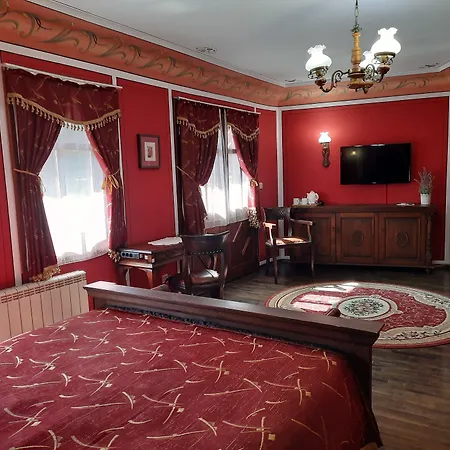 Hotel Family At Renaissance Square 3*