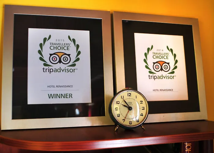 文艺复兴广场家庭酒店 3*