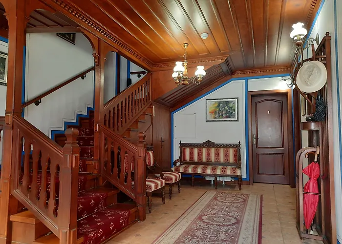 文艺复兴广场家庭酒店