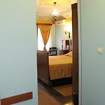 семеен на площад ренесанс Хотел Пловдив