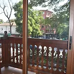 семеен на площад ренесанс Хотел Пловдив
