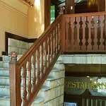 семеен на площад ренесанс 3* Пловдив