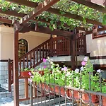 семеен на площад ренесанс Хотел Пловдив
