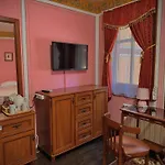 семеен на площад ренесанс 3* Пловдив