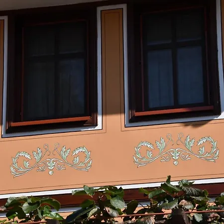 Family At Renaissance Square Пловдив