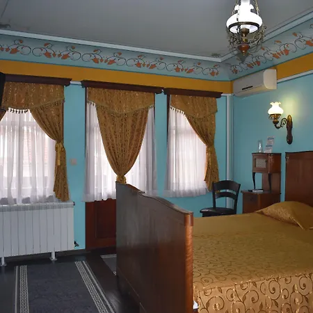 Hotel Family At Renaissance Square