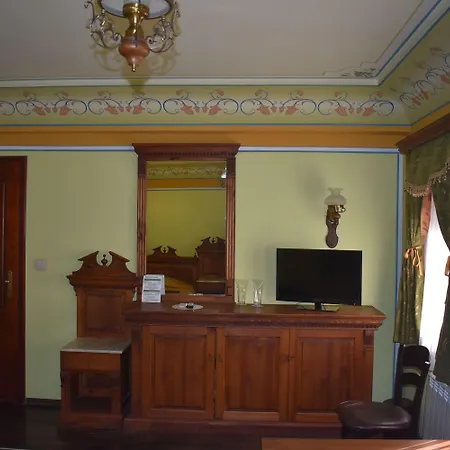 Hotel Family At Renaissance Square 3*