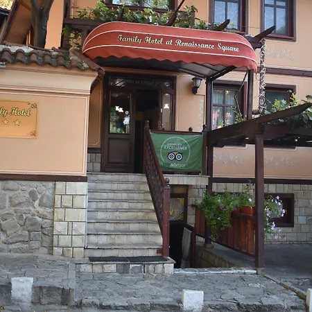 семеен на площад ренесанс 3* Пловдив
