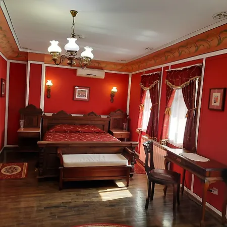 Family At Renaissance Square Отель Пловдив