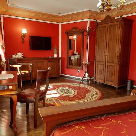 Family At Renaissance Square Hotel Plovdiv