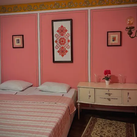 Hotel Family At Renaissance Square