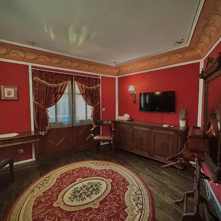 Family At Renaissance Square Hotel Plovdiv