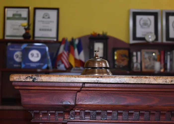 文艺复兴广场家庭酒店 酒店 3*