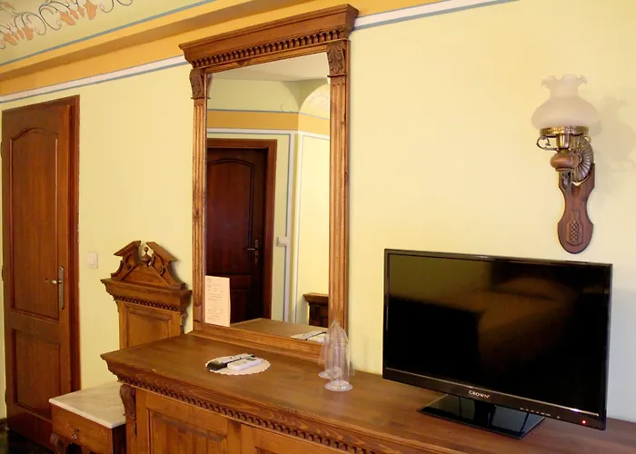 文艺复兴广场家庭酒店 酒店 3*