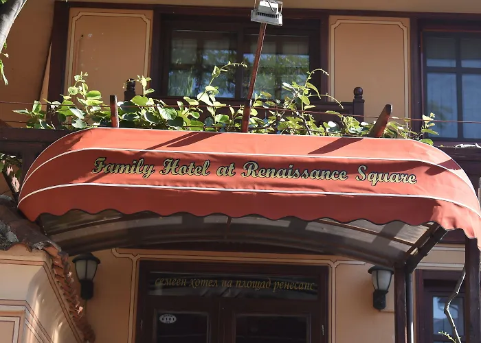 酒店 文艺复兴广场家庭酒店 3*