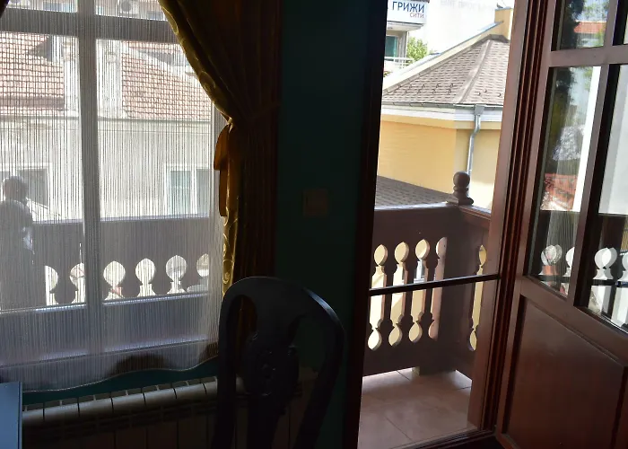 文艺复兴广场家庭酒店 3* 普罗夫迪夫