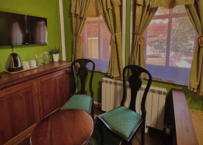 文艺复兴广场家庭酒店 酒店 3*